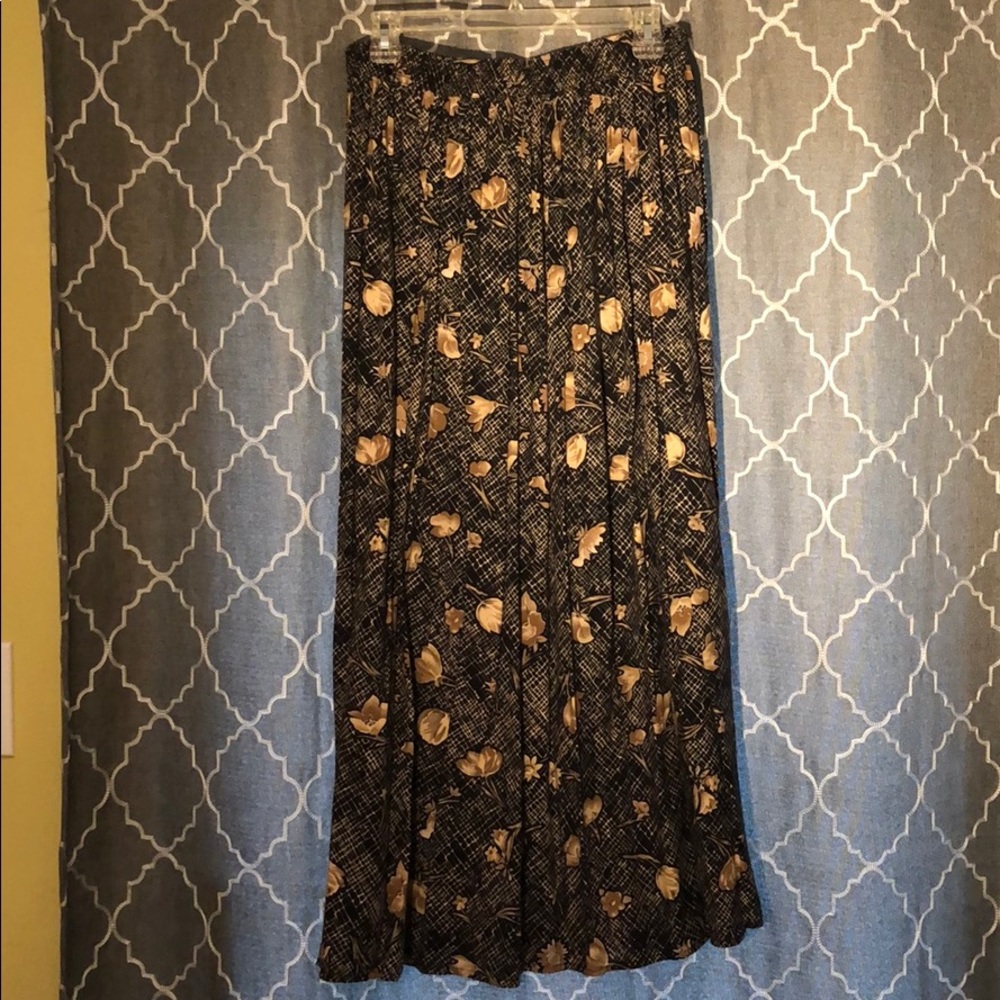 VINTAGE LOOSE PLEATED SKIRT